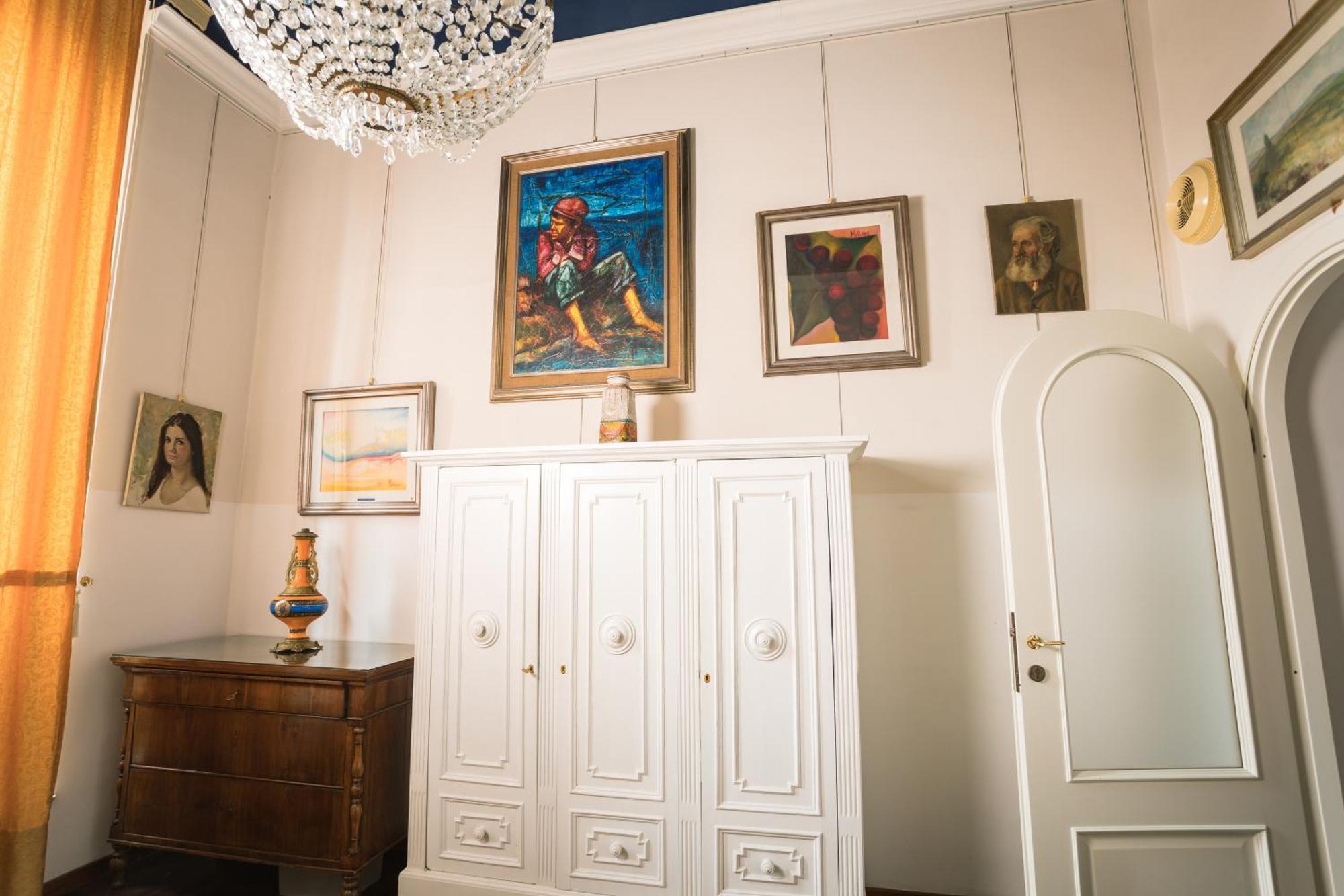 Apartamento D'epoca Colosseo Art Gallery *