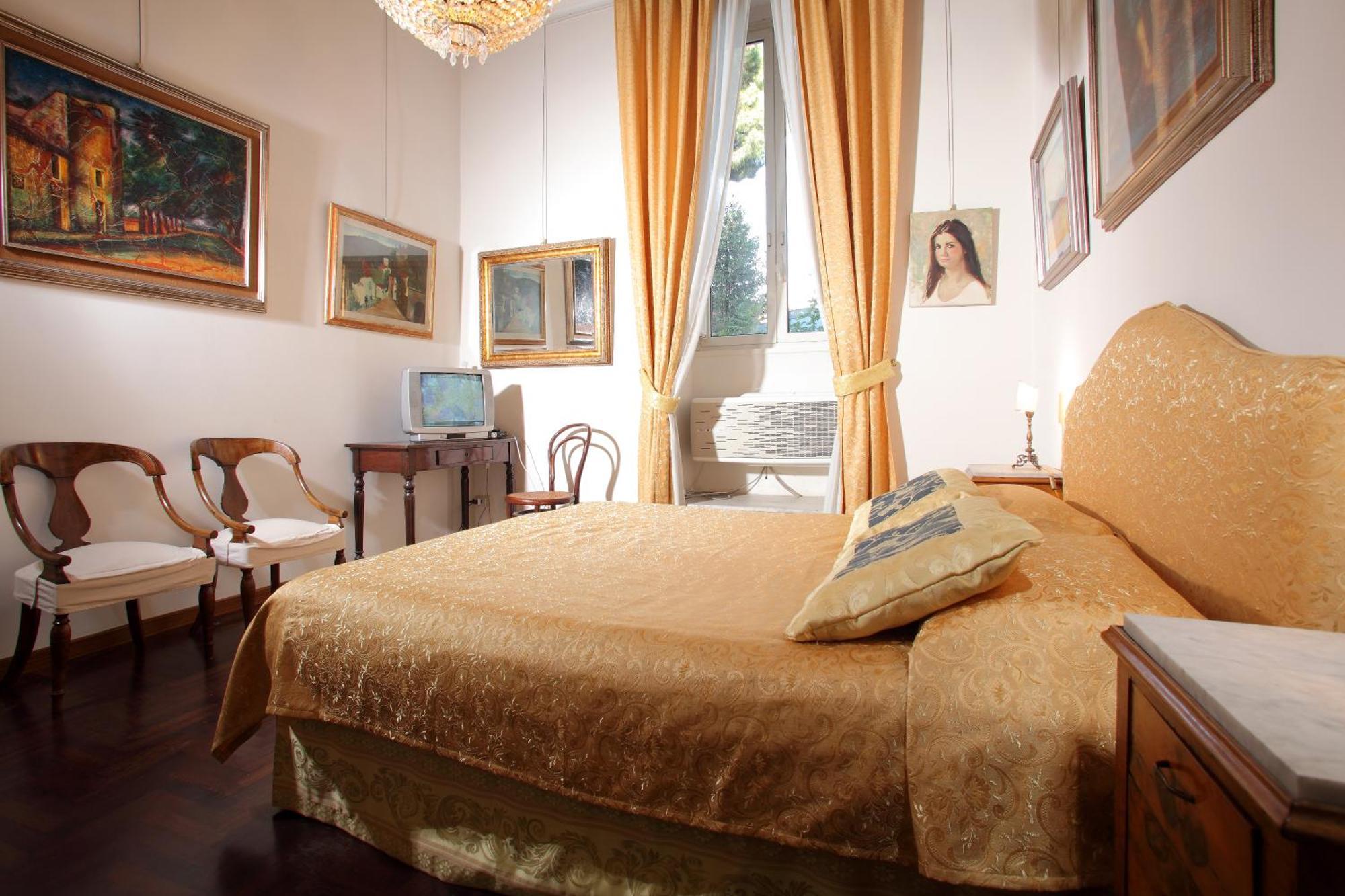 Apartamento D'epoca Colosseo Art Gallery