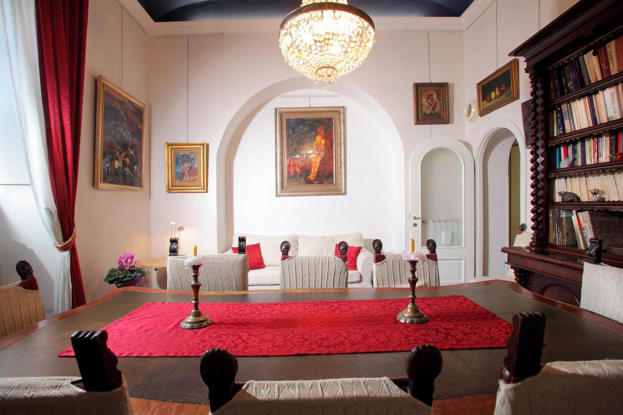 Apartamento D'epoca Colosseo Art Gallery